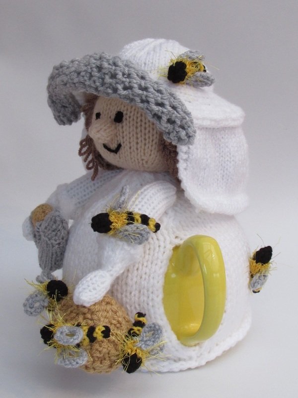 Beekeeper Tea Cosy - Image 4