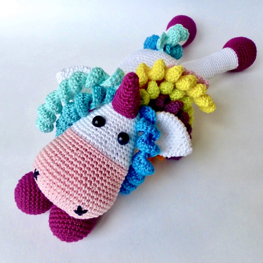 Unicorn Mathilde (music box) - crochet pattern