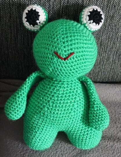 Häkelanleitung  Amigurumi Frosch Karlchen