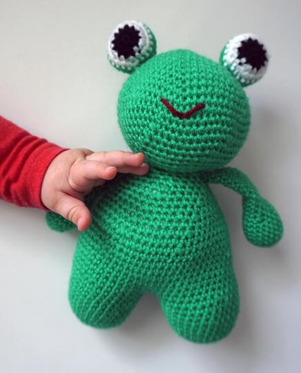 Häkelanleitung  Amigurumi Frosch Karlchen