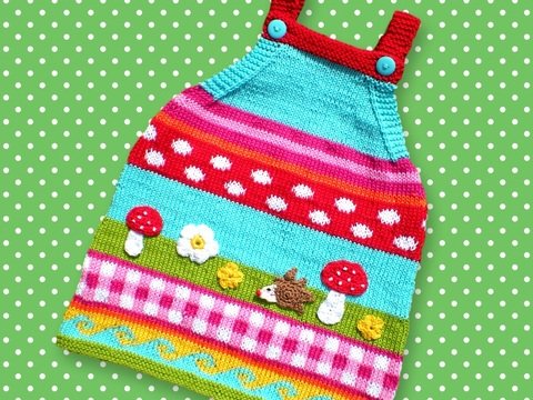 Kleid Kunterbunt Strickanleitung in 2 Größen