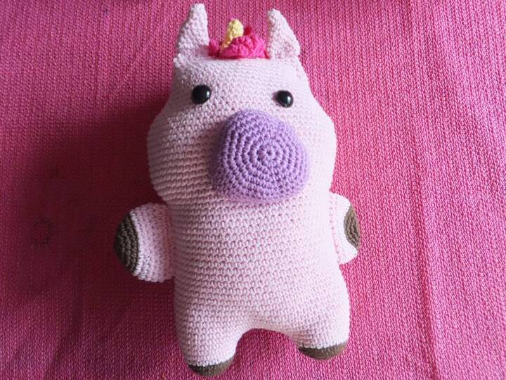 Einhorn Amigurumi Kissen