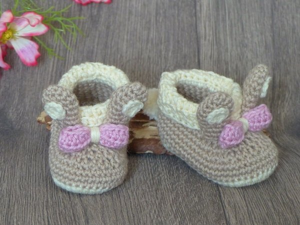 Baby Booties „Bunny“, 0-6 months – Crochet Pattern