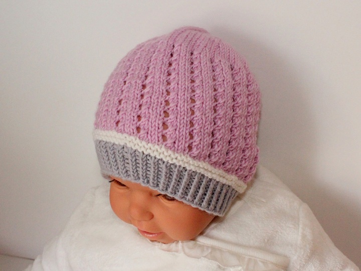 Strickanleitung Babymütze mit Lochmuster, ca. 2 - 8 Monate
