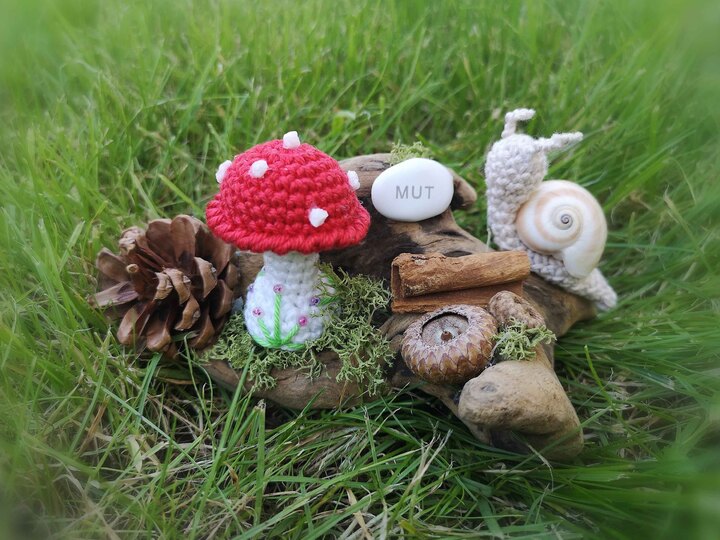 Mini Fliegenpilze u Schnecken 2 Größen Muttertag Glück Pilze Herbst