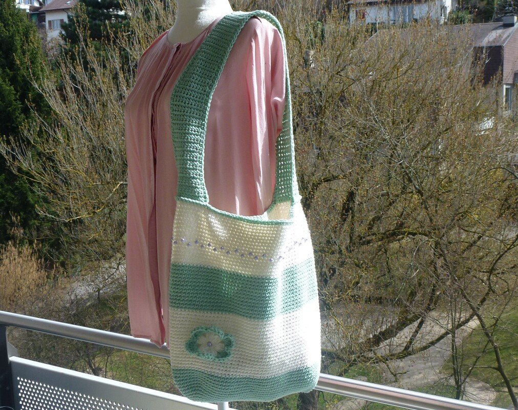 Anleitung Tasche mit Perlen und Blume