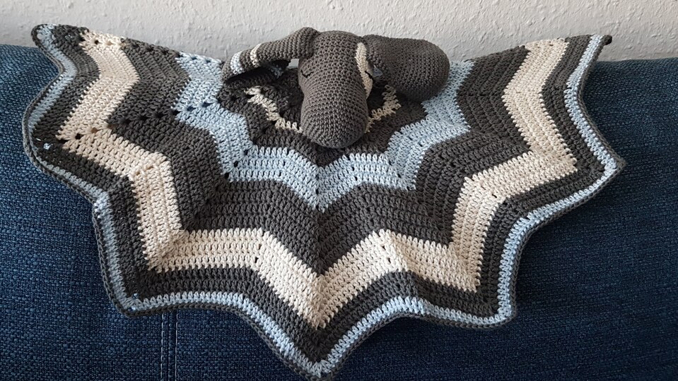 Eddy der Hund - Häkelhund