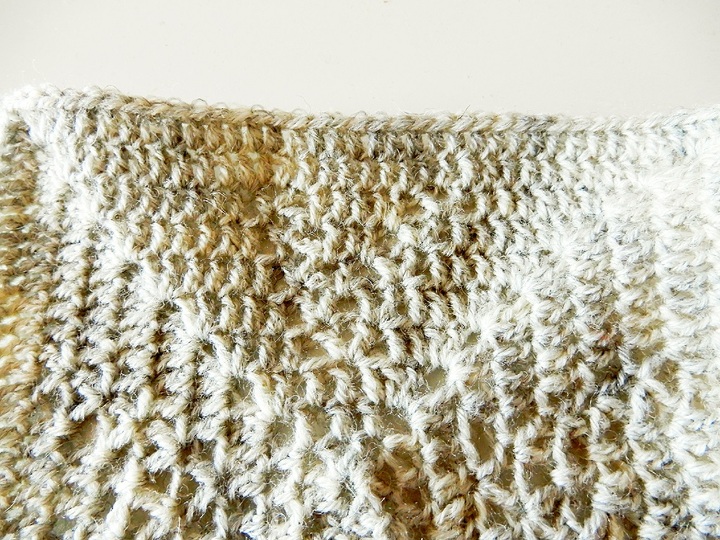 Afghan block with hearts crochet pattern