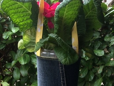 Hängeampel aus Molkereibecher/Gemüse-Eimerchen