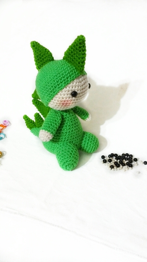 Häkelanleitung von Billy, dem Drachen PDF english-deutsch