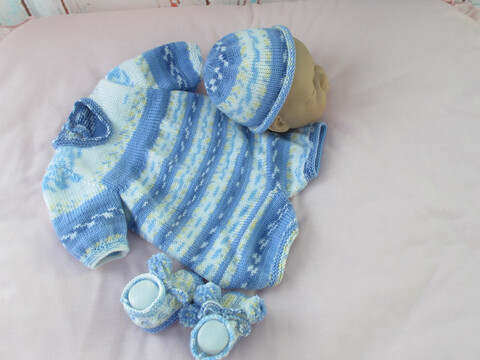 Strickanleitung  Babyset 3-teilig Carlos Gr. 50 für Baby und Reborn