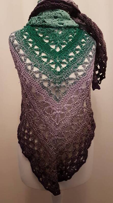 Häkelanleitung Dreieckstuch Lavendelblüte