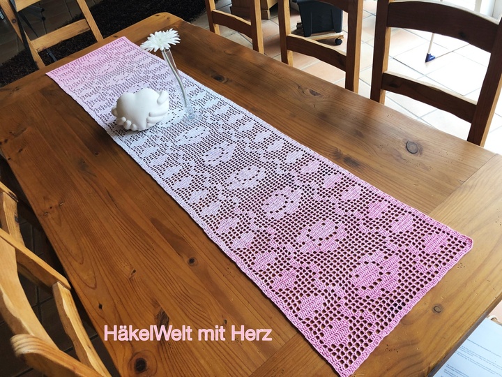 Häkeln / Tischläufer / Rosenherz / in 2 Größen