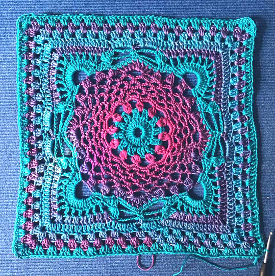 Tischdeckchen „Filigranes Granny“