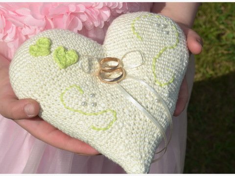 - WEDDING - Ringkissen, Hochzeitsgeschenk, Herzkissen, Blumenkind, Ringträger, Hochzeit