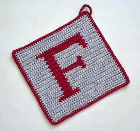 Letter "F" Potholder Crochet Pattern - for beginners