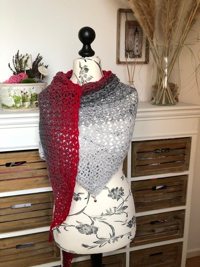 Häkelanleitung Tuch "Heart of Stone"