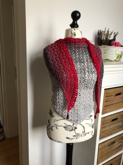 Häkelanleitung Tuch "Heart of Stone"