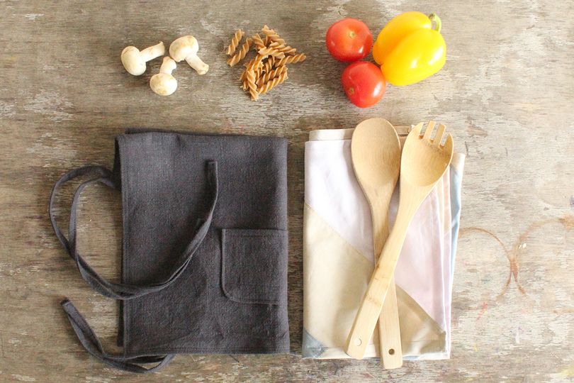 Schürze „Lilly“ für Groß & Klein