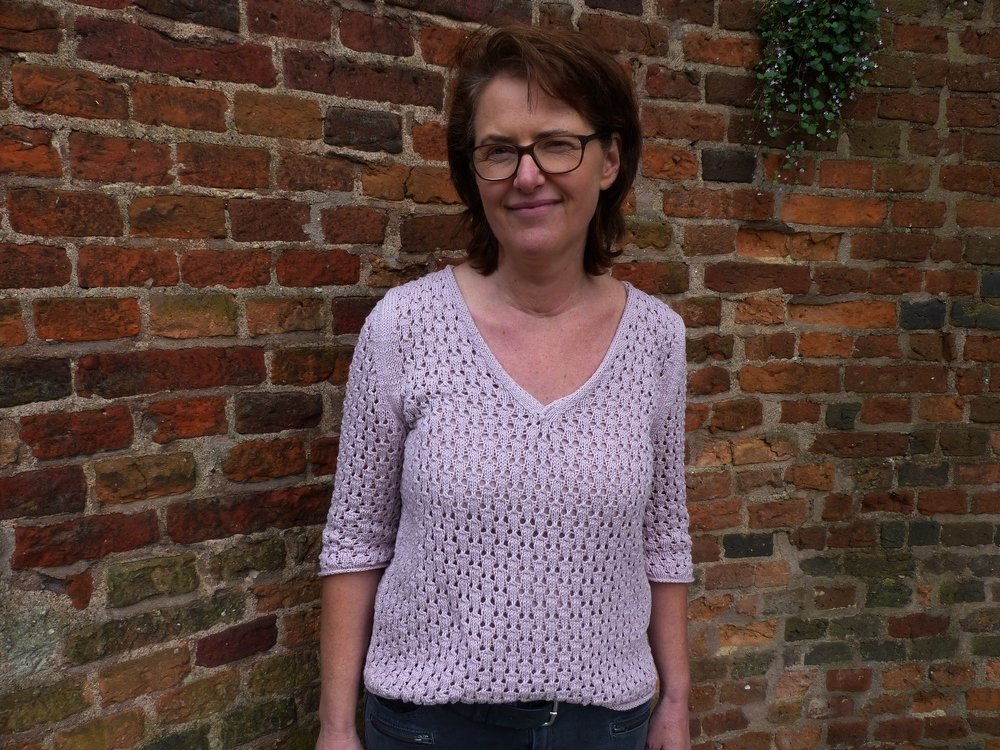 Strickanleitung, lockerer Lochmusterpullover mit ¾ Arm