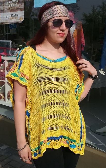 Poncho mit Fallmaschen