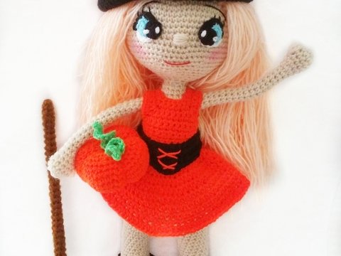 Crochet pattern of Annie, the little witch PDF english-deutsch-dutch doll XL