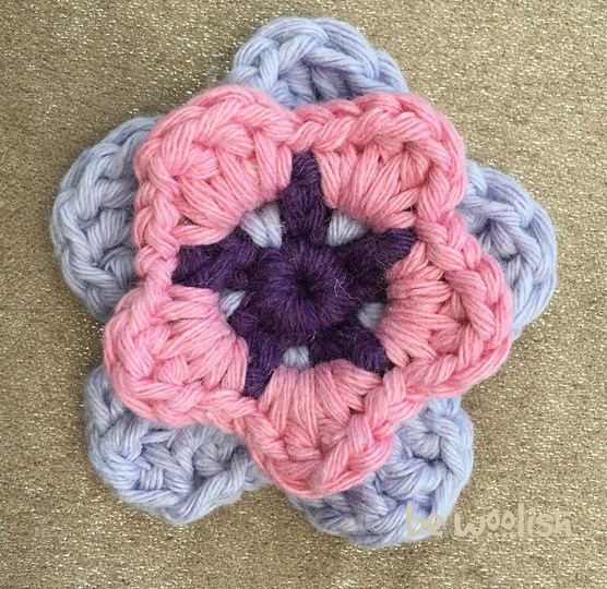 Häkelanleitung kleine Blüte
