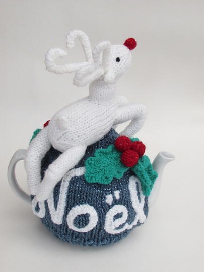 Noël Rudolph Tea Cosy, Egg Cosy and Mug Warmer Set