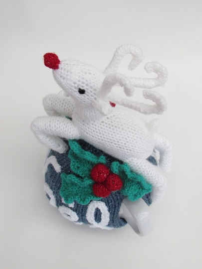 Noël Rudolph Tea Cosy, Egg Cosy and Mug Warmer Set