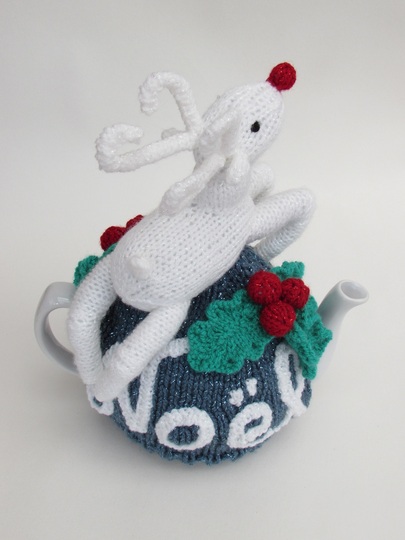 Noël Rudolph Tea Cosy, Egg Cosy and Mug Warmer Set
