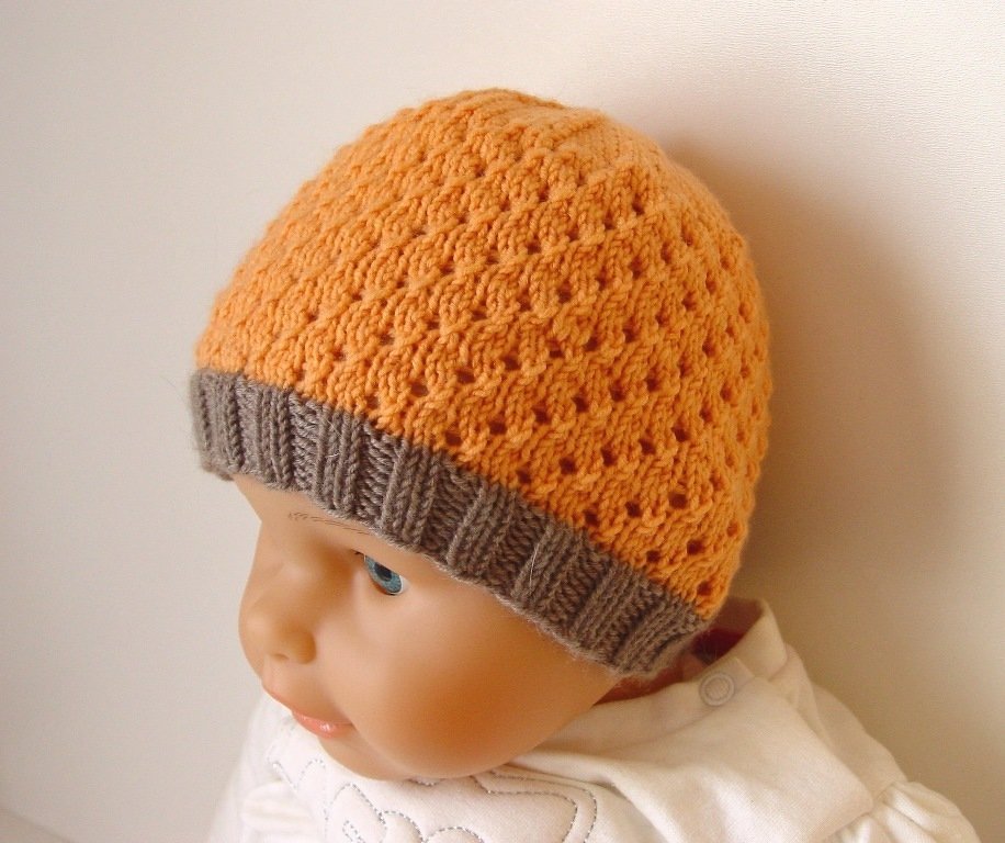 Strickanleitung Babymütze mit Lochmuster, ca. 5 - 12 Monate