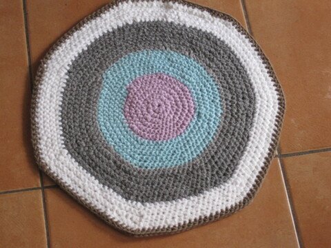 Häkelanleitung süßer Läufer 45 cm im Durchmesser