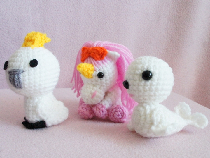 Sparset, Kleines Einhorn, kleine Robbe und kleiner Kakadu zum häkeln, Häkelanleitung