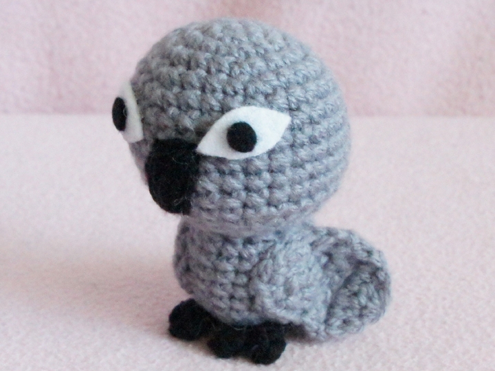 Kleiner Grauhaar-Papagei häkeln, Häkelanleitung