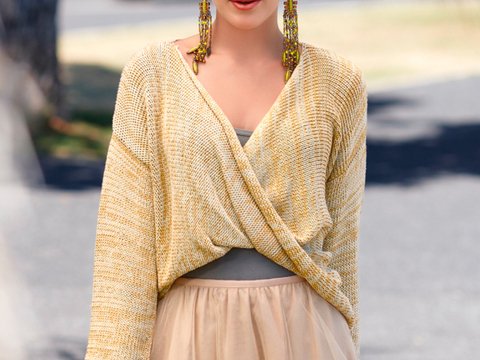 Strickpulli Virginia mit gedrehtem Vorderteil