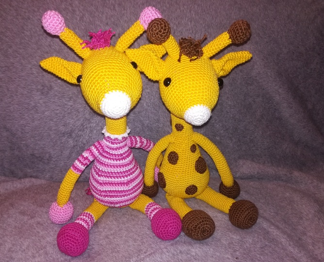 Schlenkergiraffe Mila und Milo - Sparangebot