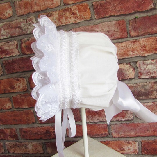 Bonnet with frills for girls, boys, toddler, children, christening luxury, bonnet baptism. Seven sizes.