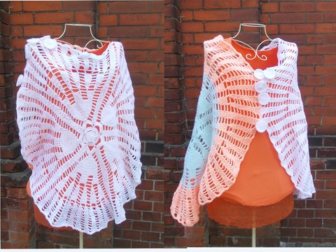 Häkelanleitung Poncho, Umhang/Schal  mit Häkelblüten