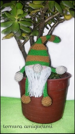 crochet pattern Gnome PDF english- deutsch-dutch