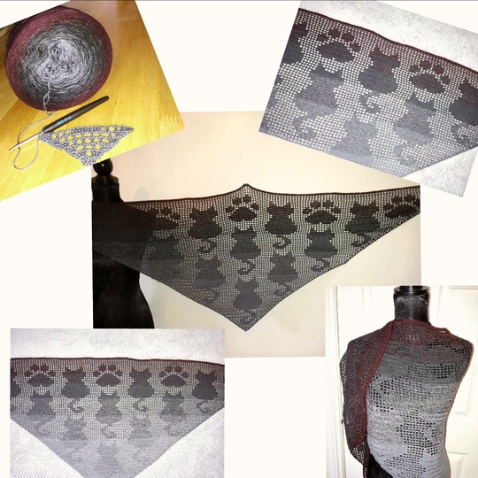 Triangular Shawl "Black Cats"