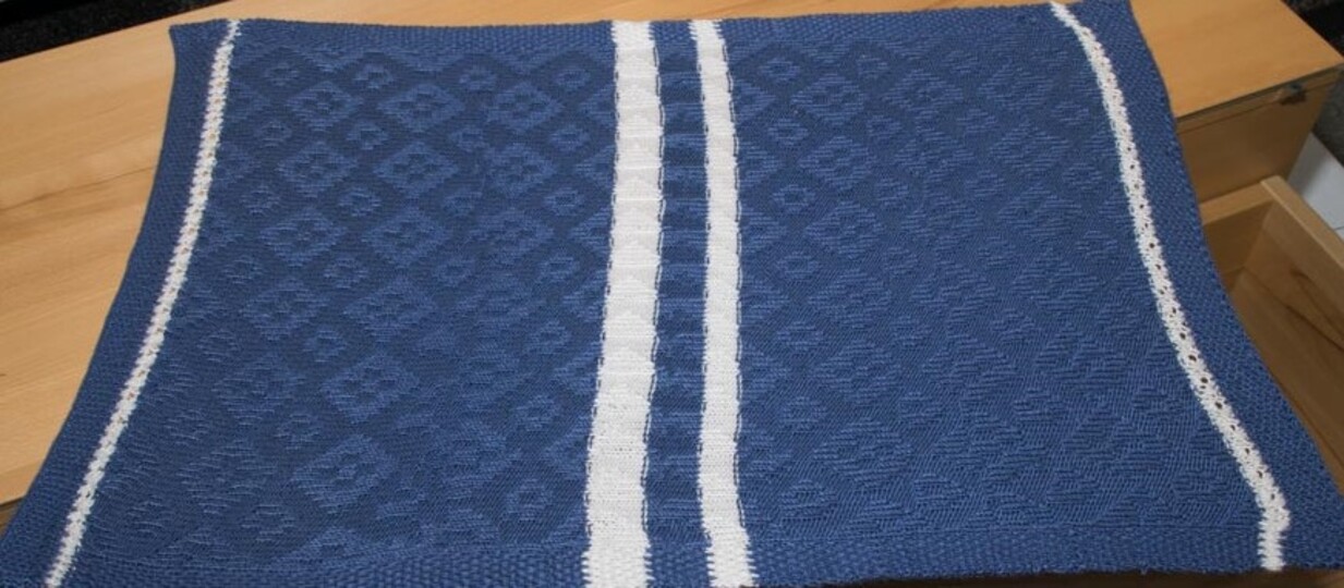 Strickanleitung_    Tischläufer-Raute