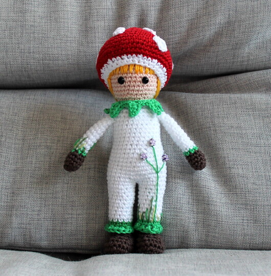 Mushroom Doll Crochet Pattern – Toadstool Couple for Fall Decor (EN & DE)