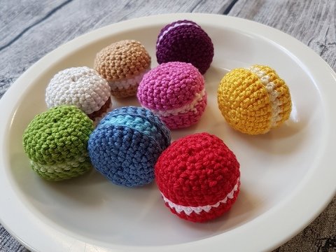 Häkelanleitung Macarons in 2 Varianten