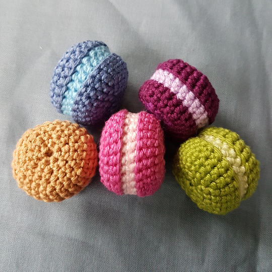 Häkelanleitung Macarons in 2 Varianten