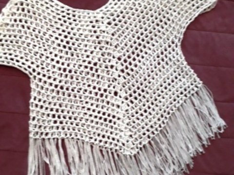 Weißes Top mit Fransen / auch Schulterfrei Gr. 38-40 / 42-44