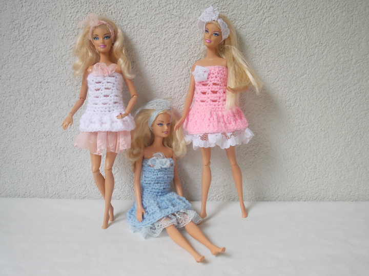 Häkelanleitung Puppenkleider, 3 Modelle, Nähanleitung Rüschen