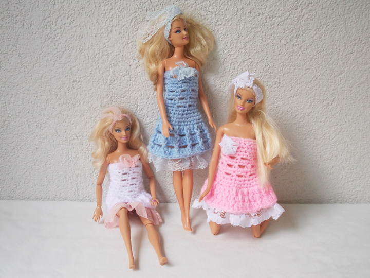 Häkelanleitung Puppenkleider, 3 Modelle, Nähanleitung Rüschen