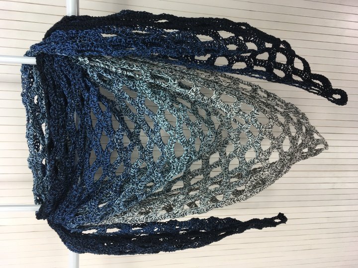 Tuch "Bogen-Hype" mit 1 BOBBEL-COTTON XTRA von Woolly Hugs häkeln