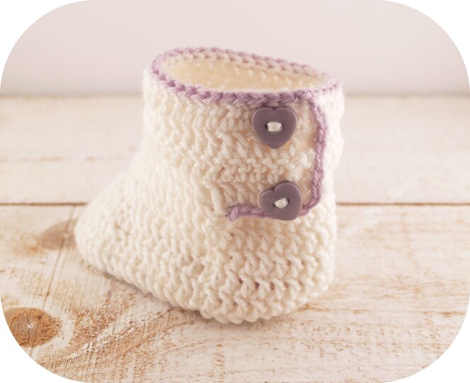 Häkelanleitung Babyschuhe / Babystiefel (Gr. 16-18)