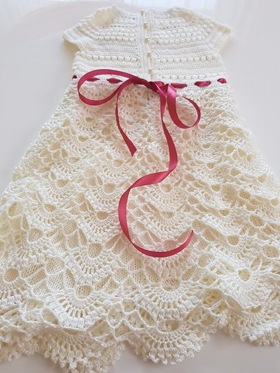 Taufkleid gehäkelt/Festkleid
